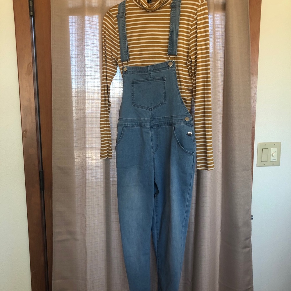 Shirt with overalls